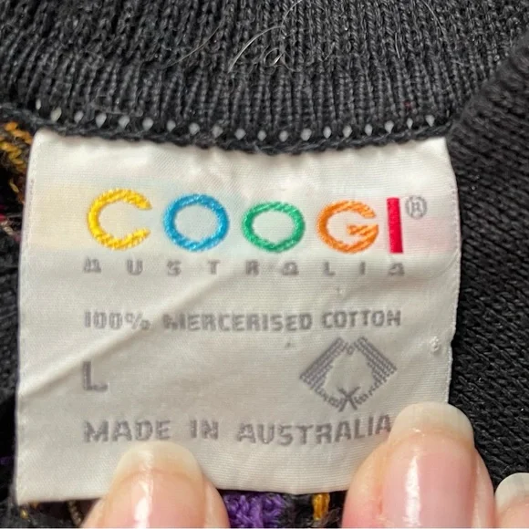 COOGI Crewneck Sweater - Picture 4 of 5